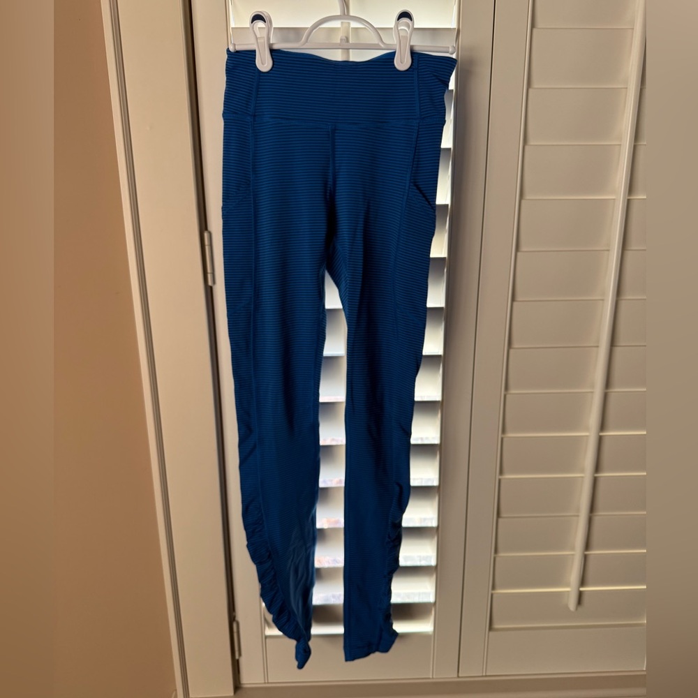 Lululemon Size 2 Blue Leggings